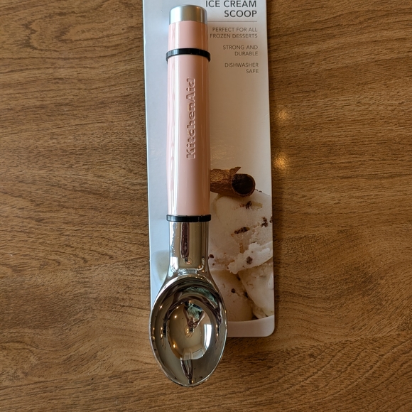 Dried Rose Pink KitchenAid Ice Cream Scoop - Picture 1 of 1